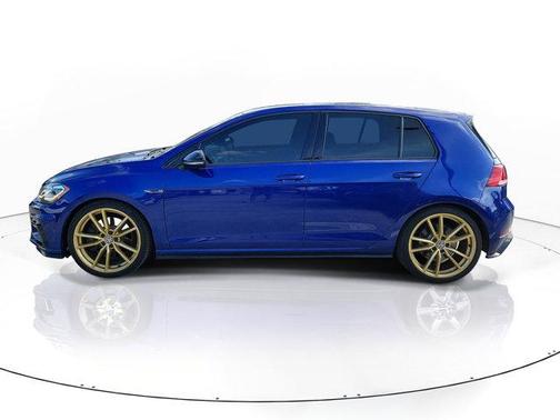 2019 Volkswagen Golf R 2.0T w/DCC & Navigation