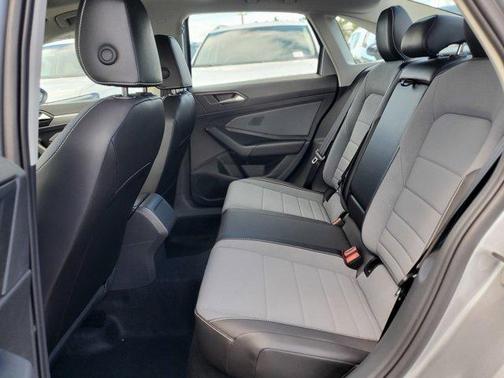 2026 Volkswagen Jetta 1.8T SE
