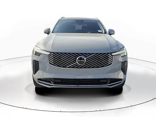 Metallic 2026 Volvo XC90 B6 Ultra 7-Seater