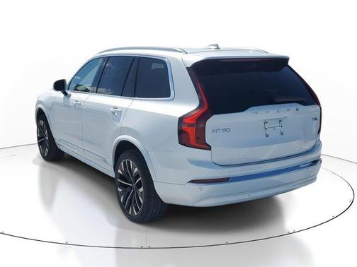 2025 Volvo XC90 Plug-In Hybrid T8 Plus 7-Seater