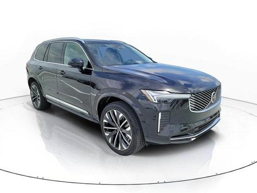 Onyx Black Metallic 2026 Volvo XC90 B6 Plus 7-Seater