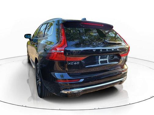 Onyx Black Metallic 2023 Volvo XC60 B5 Plus Bright Theme