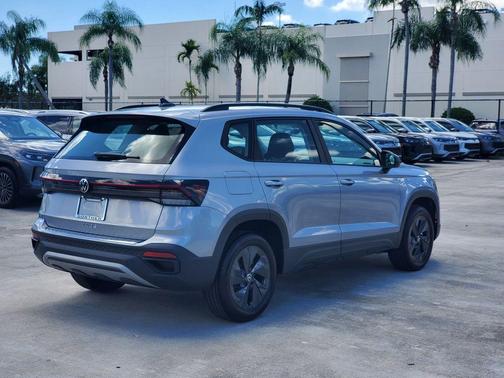 2025 Volkswagen Taos 1.5T S