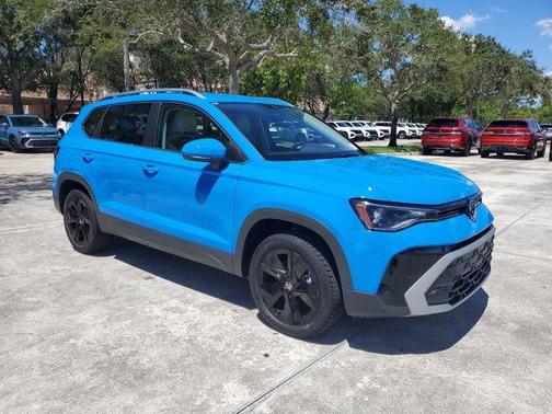 2025 Volkswagen Taos 1.5T SE