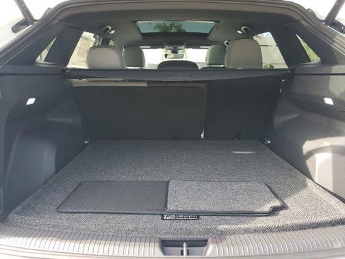 2025 Volkswagen Atlas Cross Sport 2.0T SEL R-Line Black