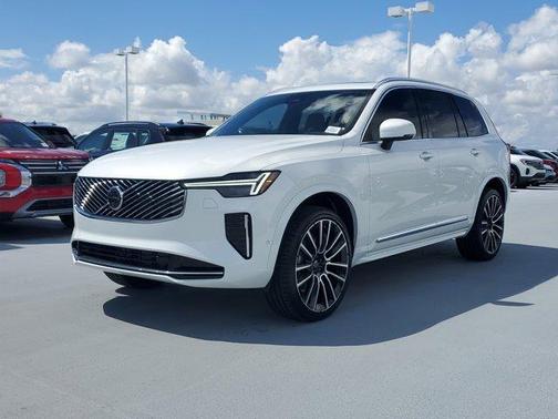 2026 Volvo XC90 Plug-In Hybrid T8 Plus 6-Seater