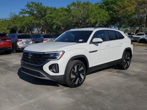 2025 Volkswagen Atlas Cross Sport 2.0T SE w/Technology