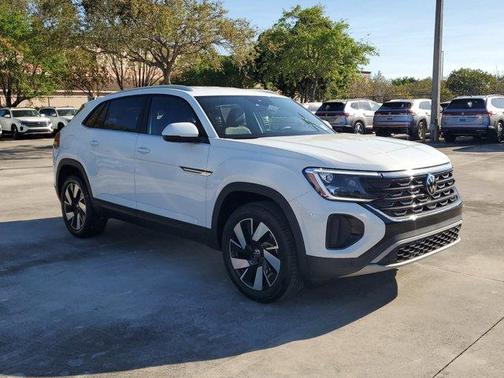 2025 Volkswagen Atlas Cross Sport 2.0T SE w/Technology
