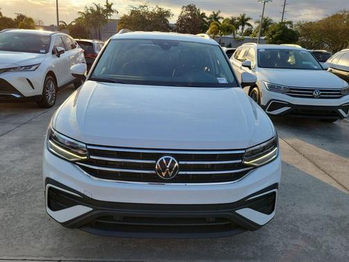 2022 Volkswagen Tiguan 2.0T SE
