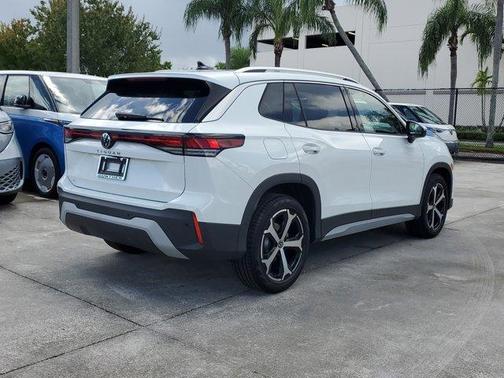 2025 Volkswagen Tiguan 2.0T SE