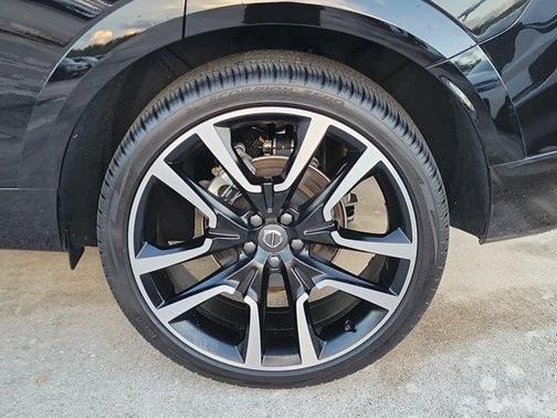 2025 Volvo XC60 B5 Ultra