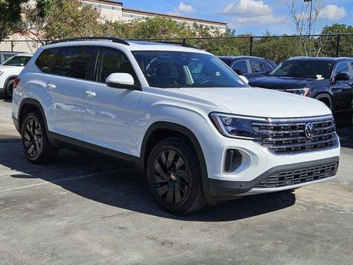 2025 Volkswagen Atlas 2.0T SE w/Technology
