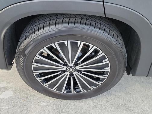 2025 Volkswagen Tiguan 2.0T S