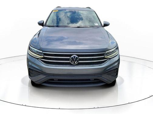 Platinum Gray Metallic 2023 Volkswagen Tiguan 2.0T S