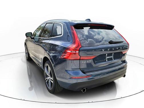 Denim Blue Metallic 2020 Volvo XC60 T5 Momentum