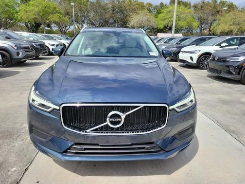 2020 Volvo XC60 T5 Momentum