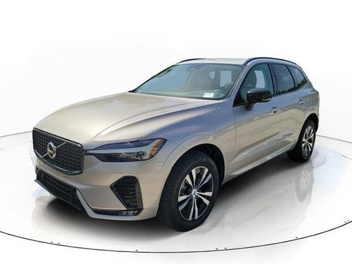 Bright 2024 Volvo XC60 B5 Core