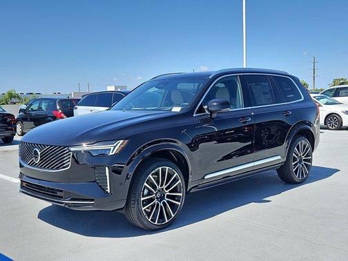 2025 Volvo XC90 B6 Ultra