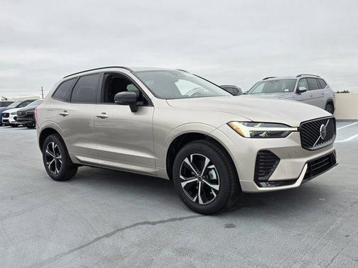 2026 Volvo XC60 B5 Core