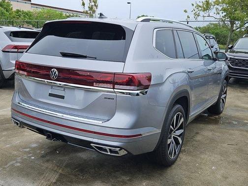 2025 Volkswagen Atlas 2.0T SEL Premium R-Line