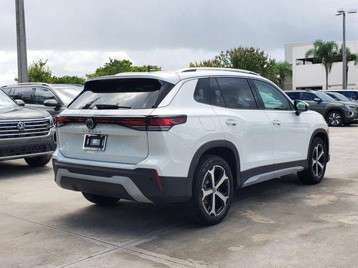 2025 Volkswagen Tiguan 2.0T SE