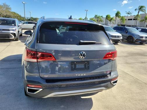 2022 Volkswagen Taos 1.5T SE