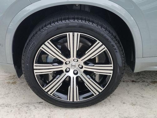 Gray Metallic 2025 Volvo XC90 B6 Plus 7-Seater