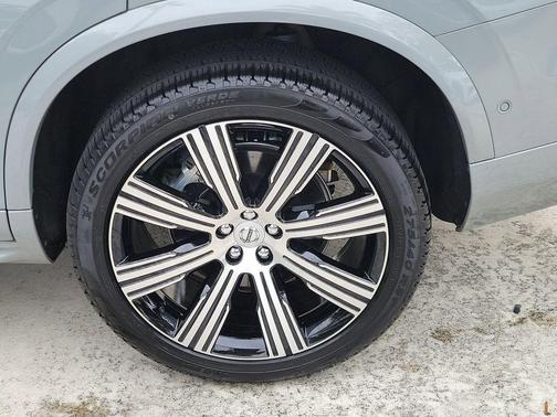 Gray Metallic 2025 Volvo XC90 B6 Plus 7-Seater