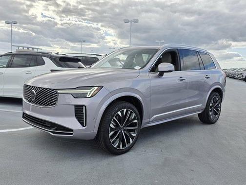 2026 Volvo XC90 B6 Plus 7-Seater