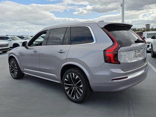 2026 Volvo XC90 B6 Plus 7-Seater