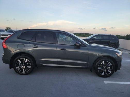 2026 Volvo XC60 B5 Core
