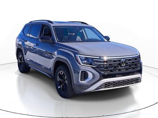 Pure Gray 2026 Volkswagen Atlas 2.0T Peak Edition