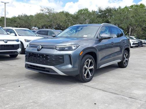 2025 Volkswagen Tiguan 2.0T SE