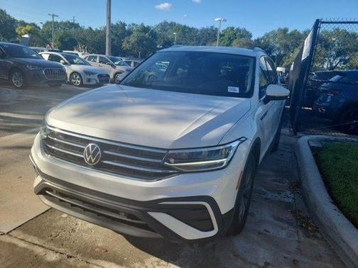 2023 Volkswagen Tiguan 2.0T SE