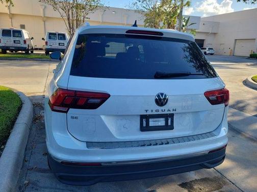 2023 Volkswagen Tiguan 2.0T SE