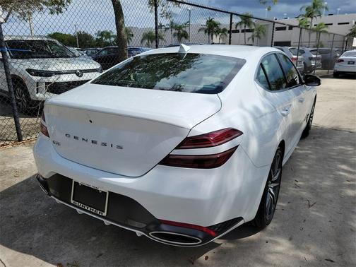 2025 Genesis G70 2.5T