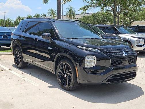 2025 Mitsubishi Outlander SEL Black Edition