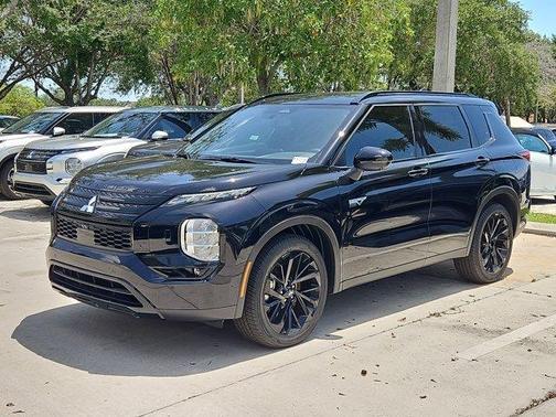 2025 Mitsubishi Outlander SEL Black Edition