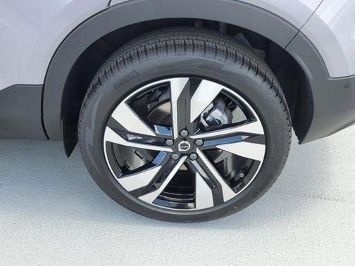 2026 Volvo XC40