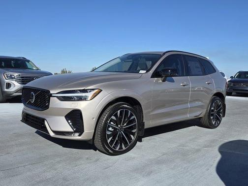 2026 Volvo XC60 B5 Ultra