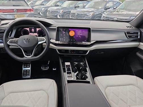2025 Volkswagen Atlas Cross Sport 2.0T SEL Premium R-Line