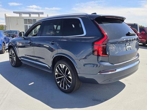 2026 Volvo XC90 Plug-In Hybrid T8 Core