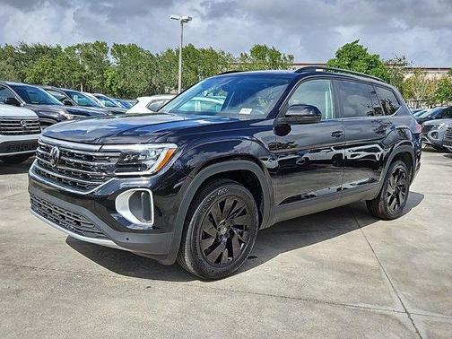 2025 Volkswagen Atlas 2.0T SE w/Technology
