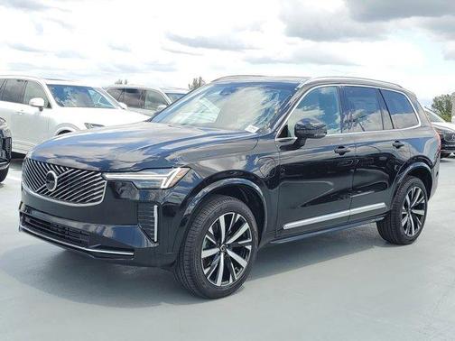2025 Volvo XC90 Plug-In Hybrid T8 Core 7-Seater