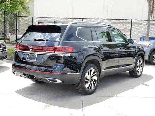 2025 Volkswagen Atlas 2.0T SEL