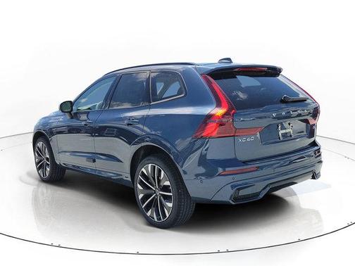 Denim Blue Metallic 2026 Volvo XC60 B5 Ultra