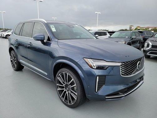 2026 Volvo XC90 B6 Plus 6-Seater