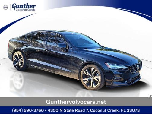 Onyx Black 2025 Volvo S60 B5 Core