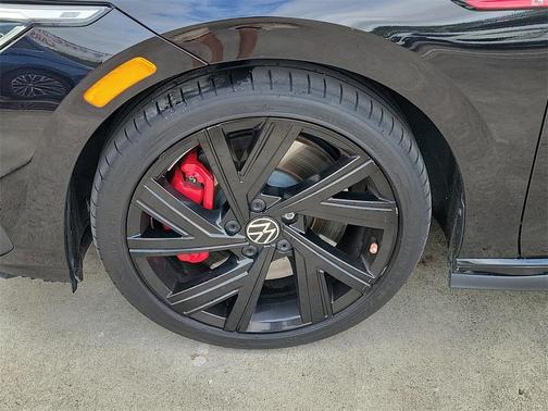 2022 Volkswagen Golf GTI 2.0T SE