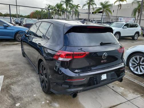 2022 Volkswagen Golf GTI 2.0T SE